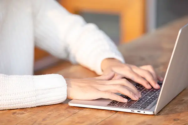 各人生活不同怎么形容